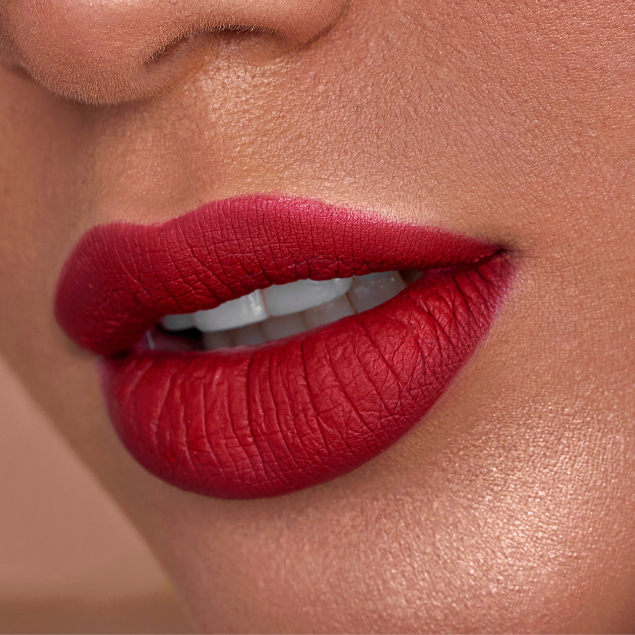 tRed Matte Liquid Lipstick